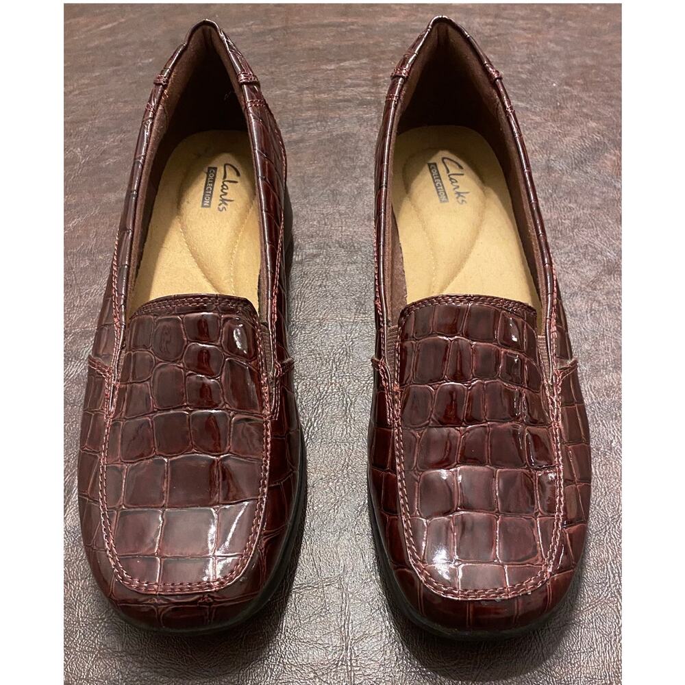 Clarks Collection Maroon Croc‎ Embossed Patent Loafers 7M Comfort Slip-On Office